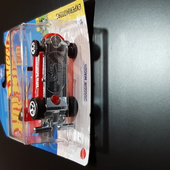 Hot Wheels Wagon Red 2023 Experimotors Collection Draggin' Wagon NEW - Picture 11 of 14